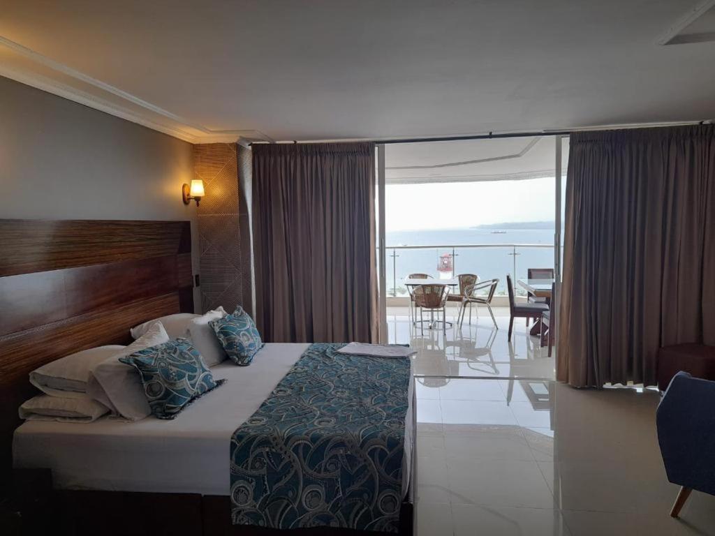 Hotel Torre Mar 3*